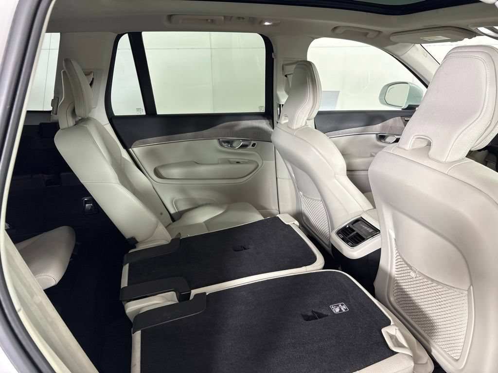 Used 2023 Volvo XC90 B6 Plus w/ Protection Package Premier AWD/4WD image 13