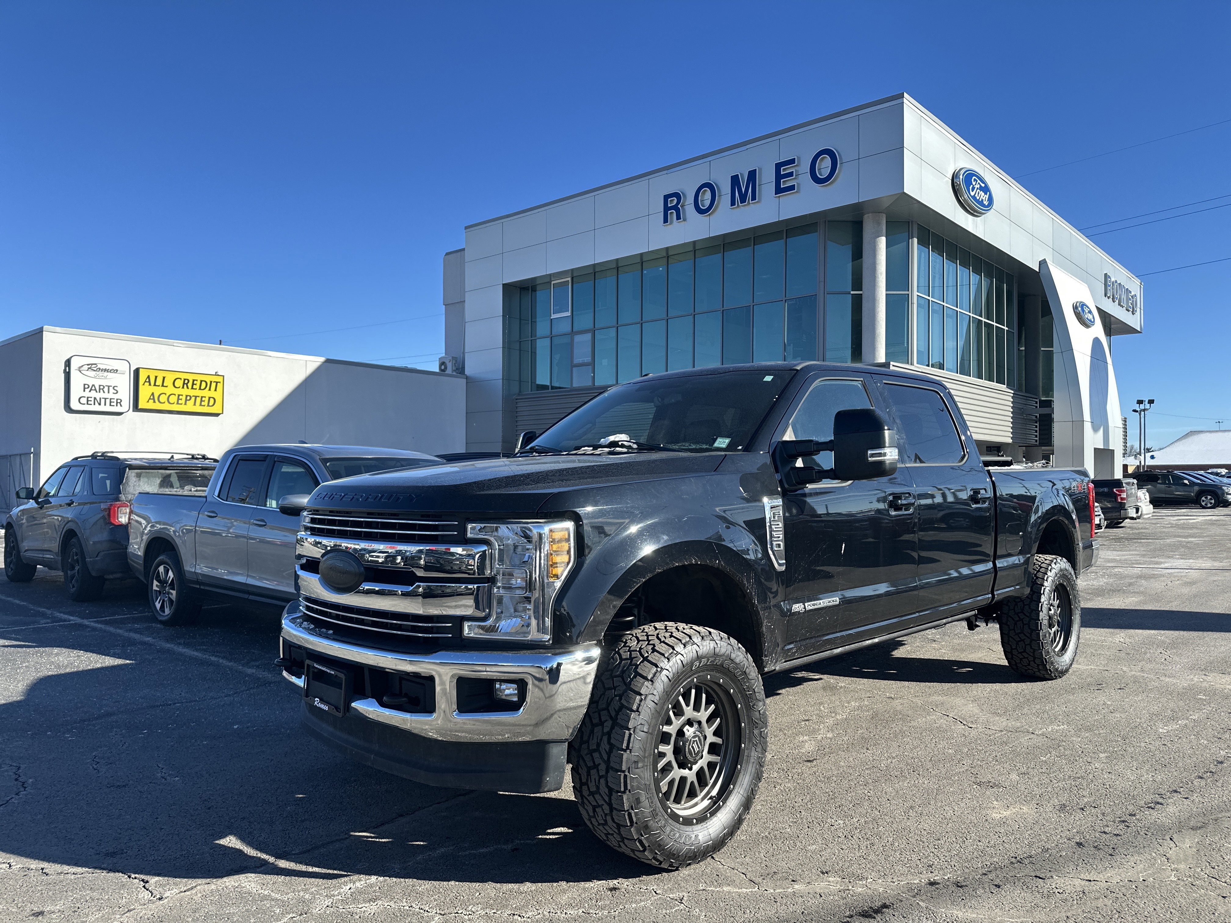 Used 2018 Ford F250 Lariat image 1