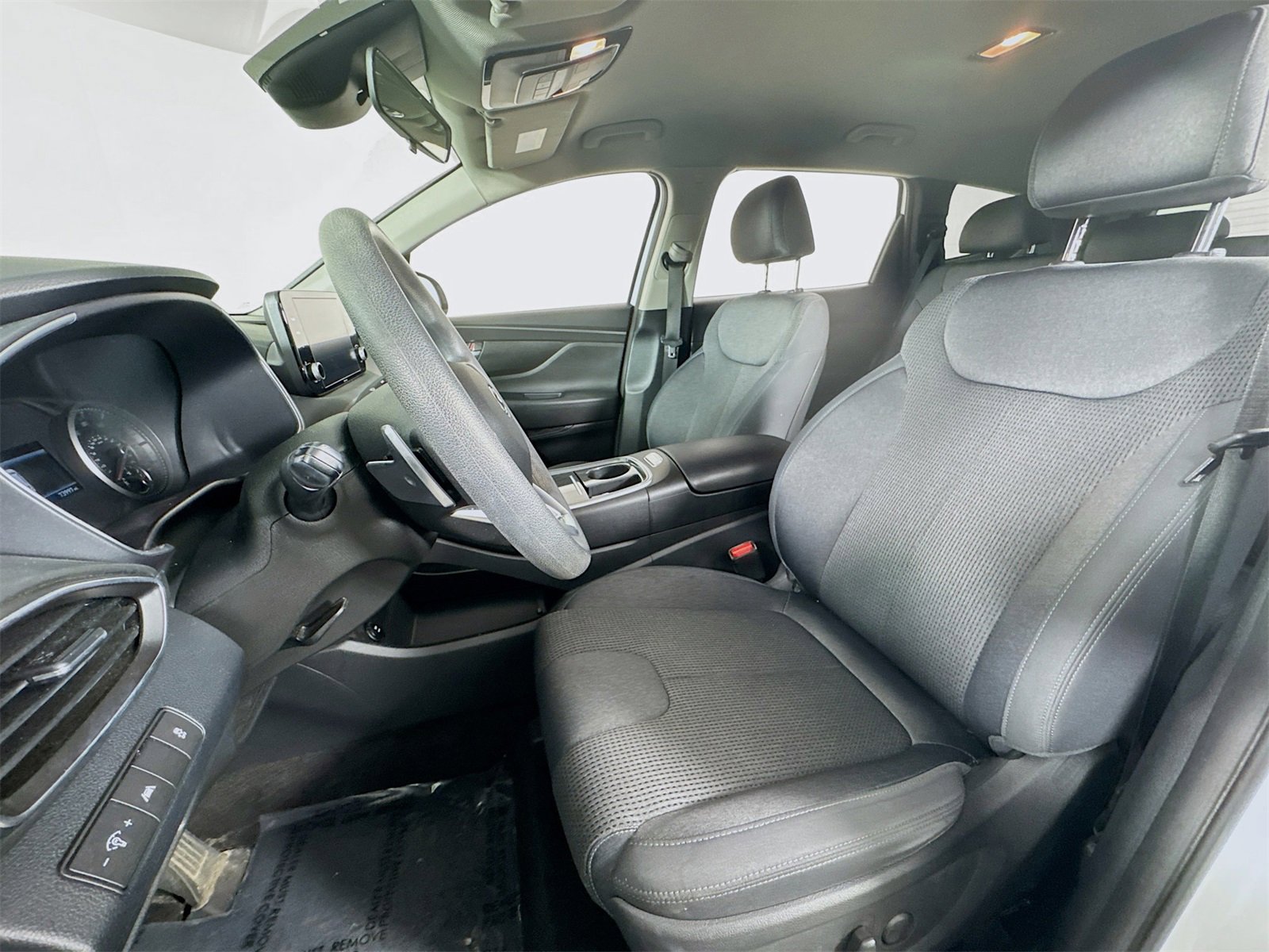 Used 2021 Hyundai Santa Fe SEL image 12