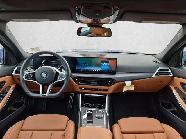 Used 2026 BMW 330i xDrive Sedan w/ M Sport Package AWD/4WD image 19