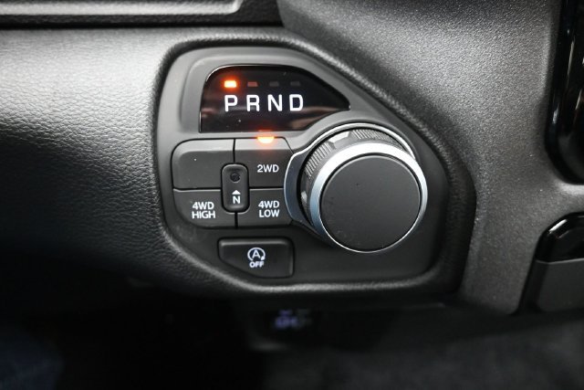 New 2027 RAM 1500 Express AWD/4WD image 9