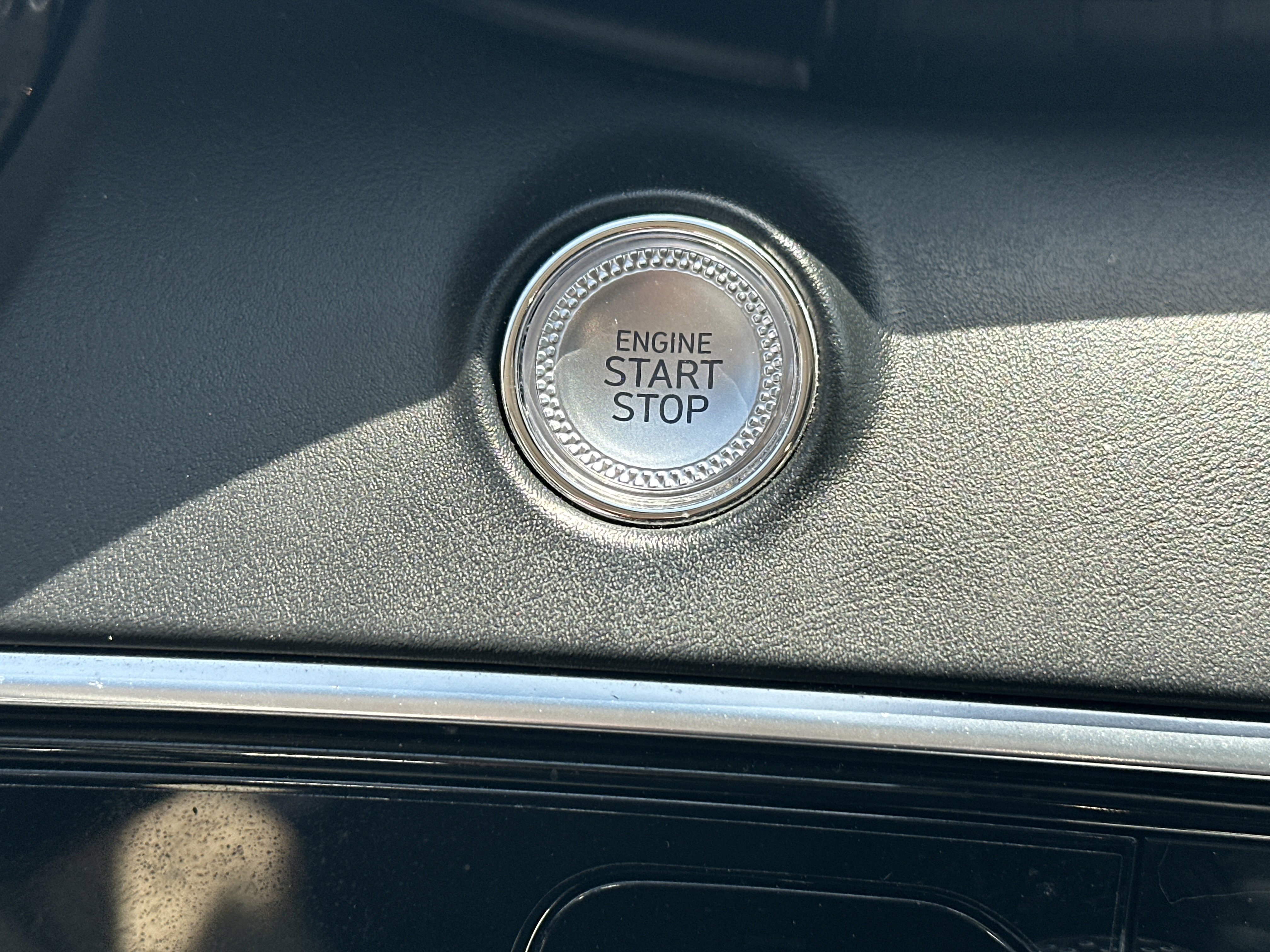 Certified 2023 Genesis GV70 2.5T w/ Select Package image 19