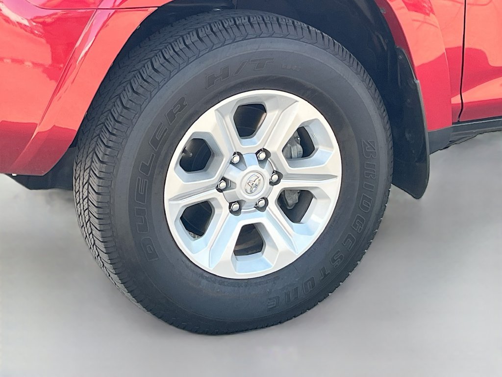 Used 2024 Toyota 4Runner SR5 RWD image 30