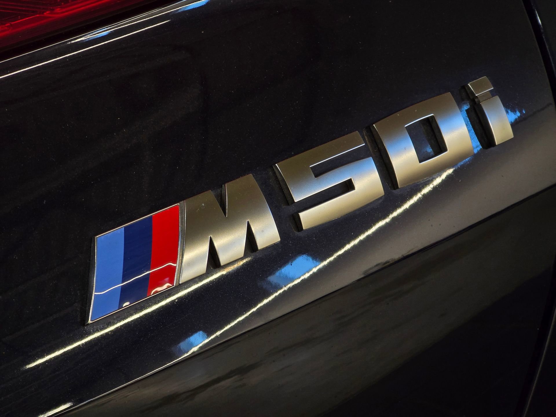 Used 2023 BMW X6 M50i w/ Parking Assistance Package image 3