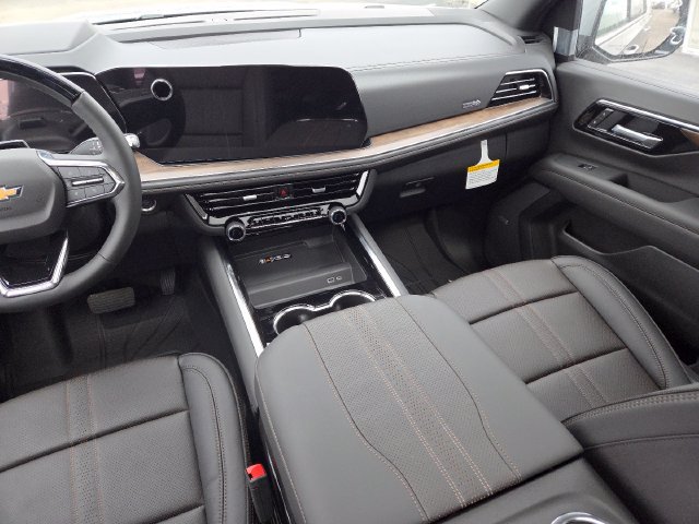 New 2026 Chevrolet Suburban High Country AWD/4WD image 38