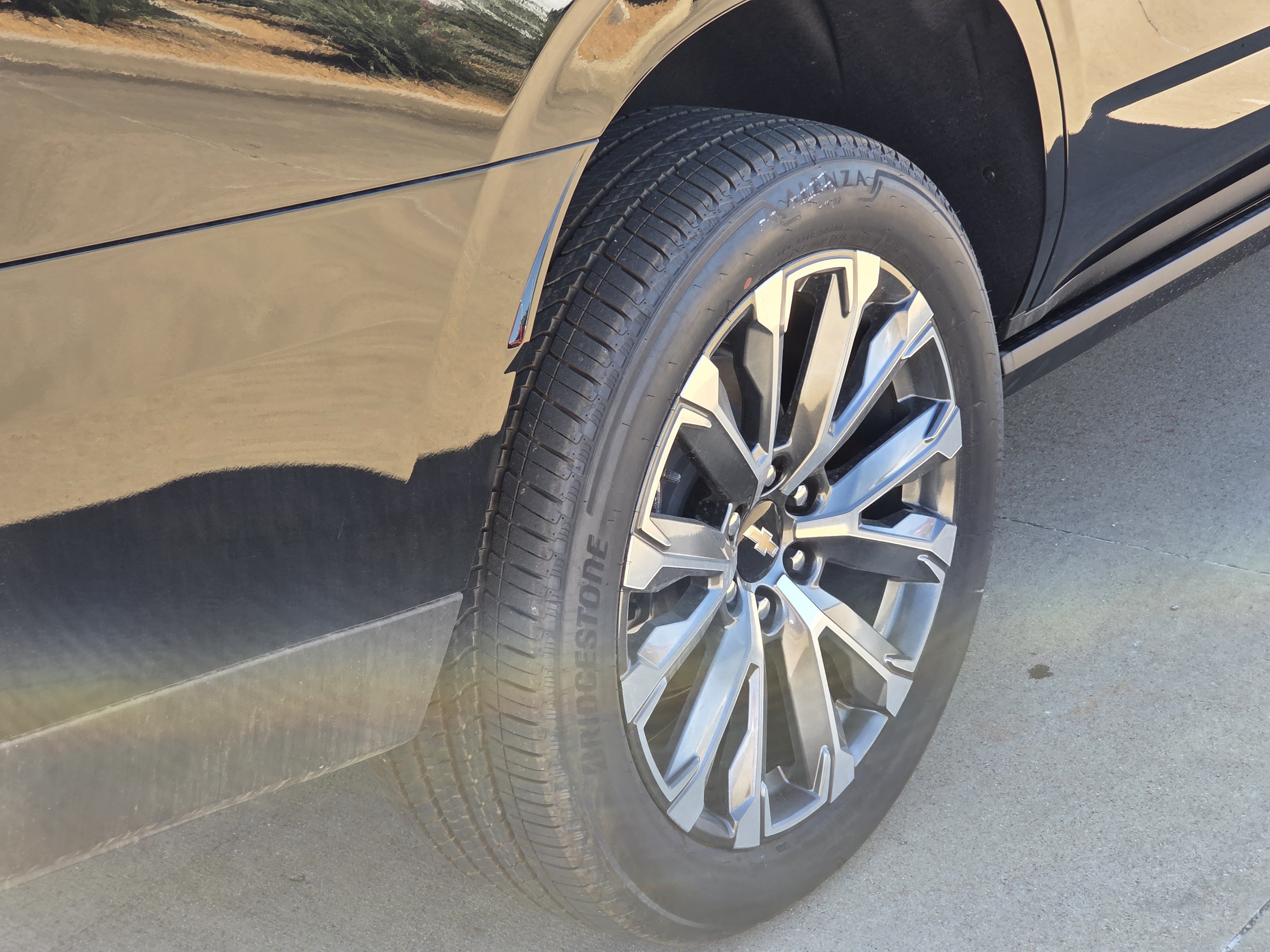 New 2026 Chevrolet Tahoe High Country AWD/4WD image 5
