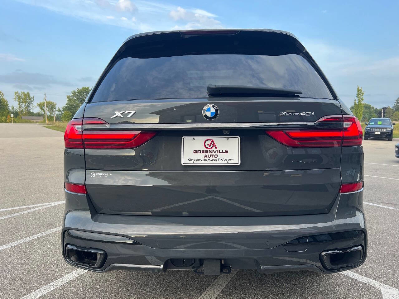 Used 2022 BMW X7 xDrive40i w/ M Sport Package image 5