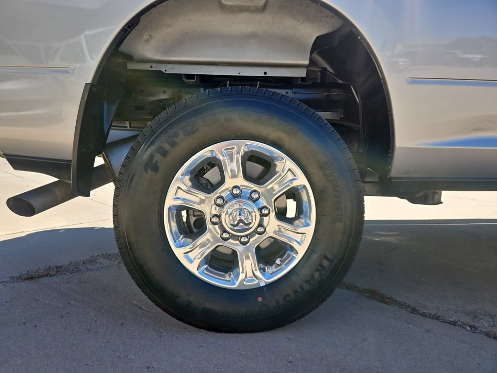 Certified 2024 RAM 2500 Big Horn w/ Bed Utility Group AWD/4WD image 10