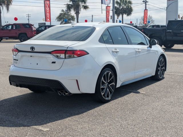 Used 2022 Toyota Corolla SE image 3
