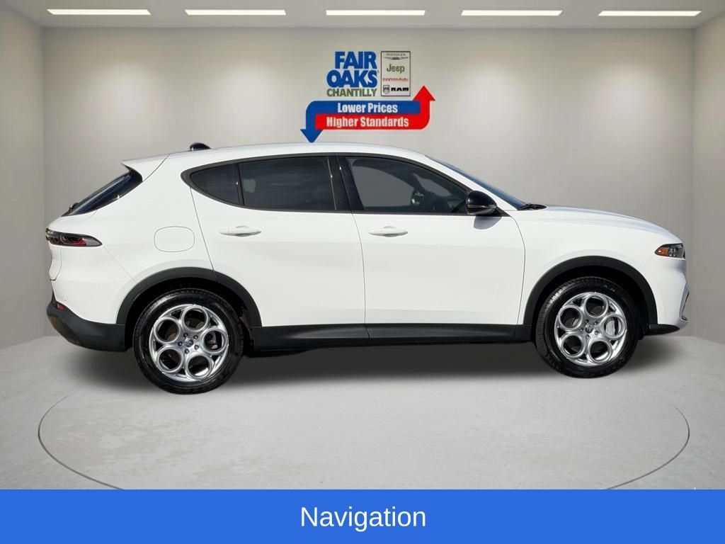 Used 2024 Alfa Romeo Tonale Sprint AWD/4WD image 7