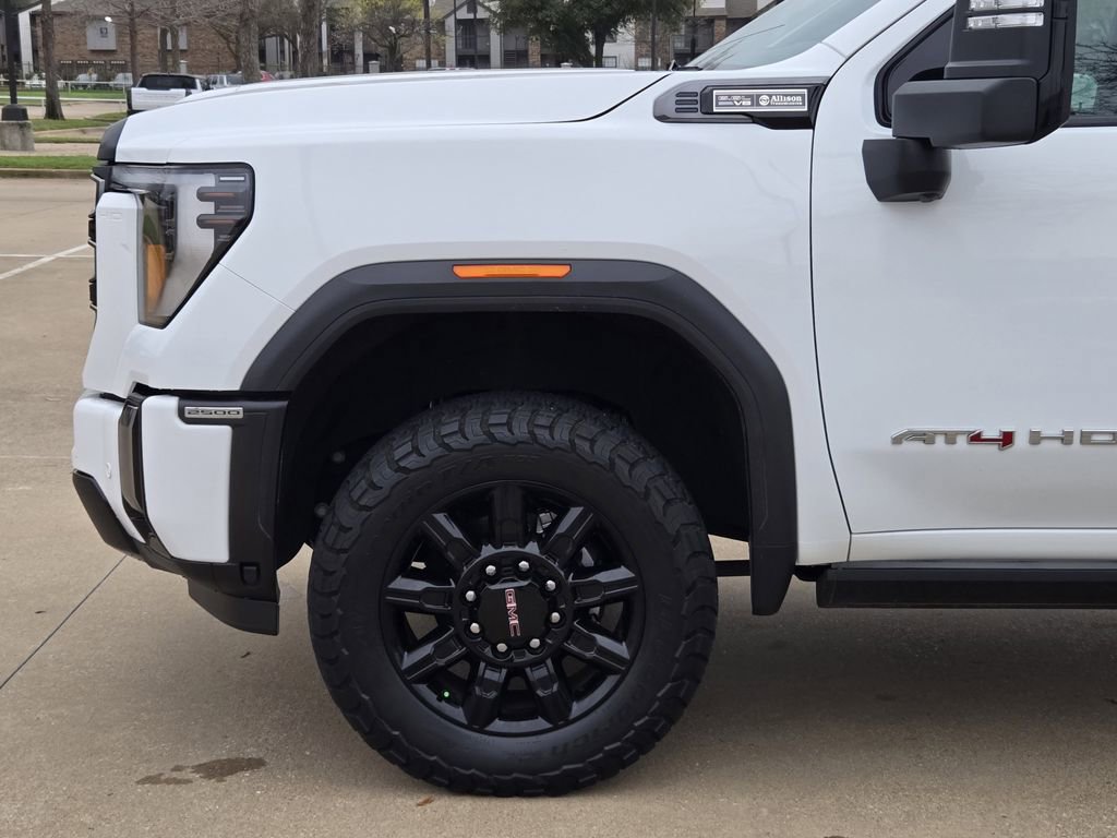 Used 2024 GMC Sierra 2500 AT4 w/ AT4 Premium Plus Package image 10