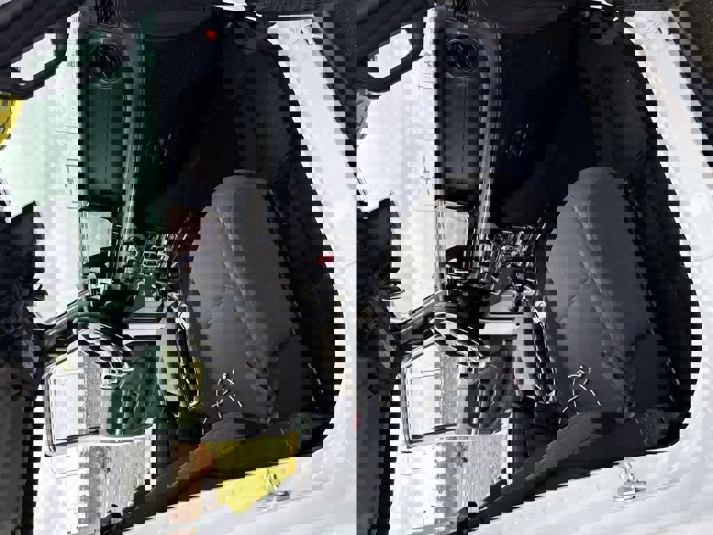 Used 2024 Jeep Wrangler Unlimited Rubicon image 14