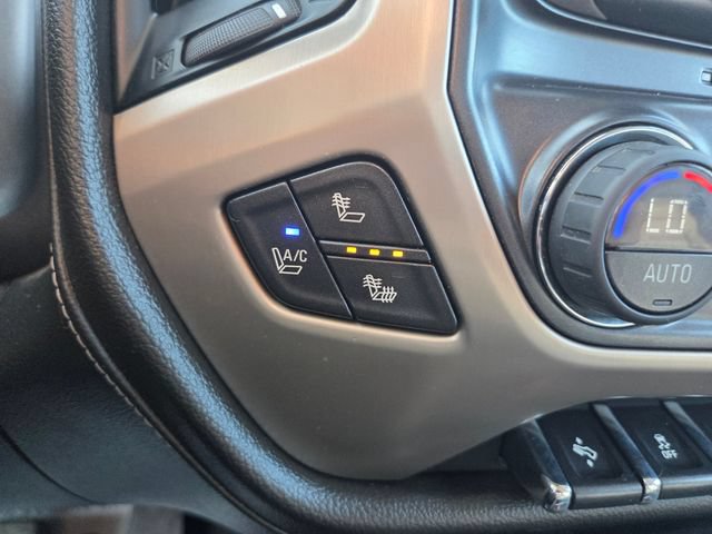 Used 2015 GMC Sierra 2500 Denali w/ Duramax Plus Package AWD/4WD image 30