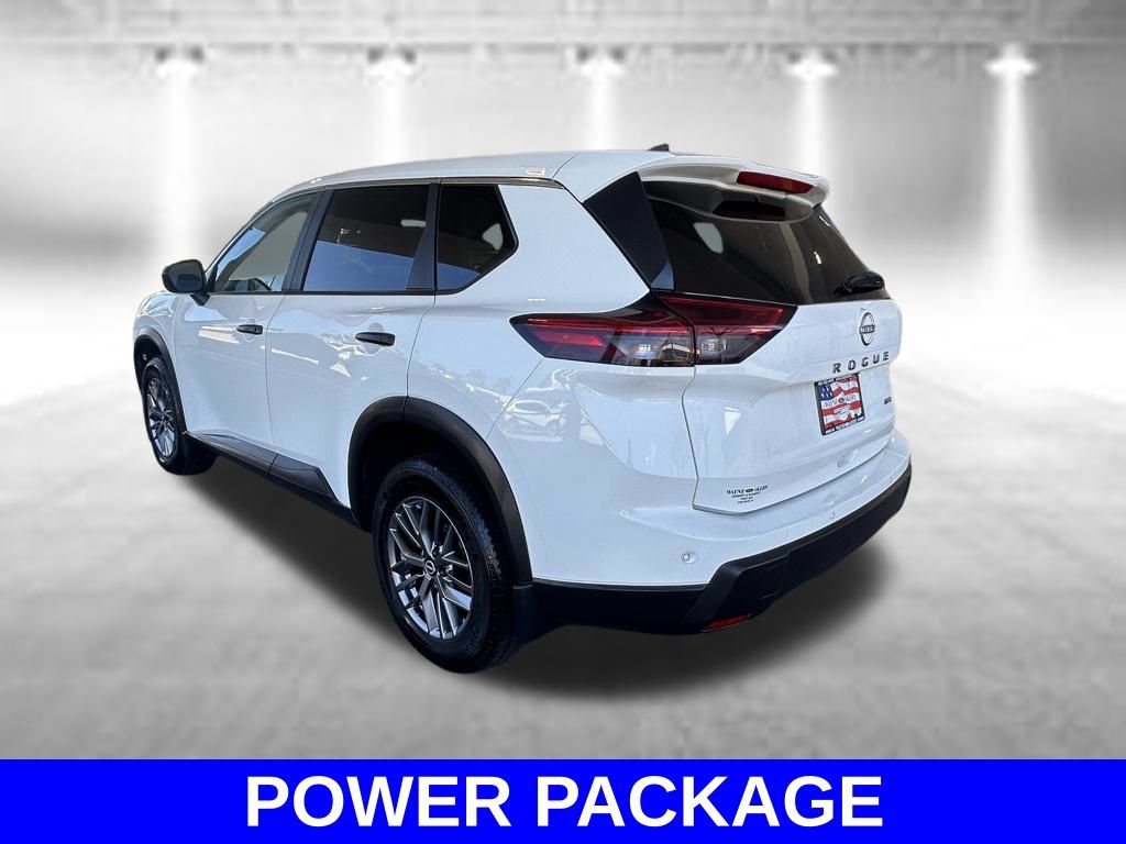 Used 2024 Nissan Rogue S AWD/4WD image 7