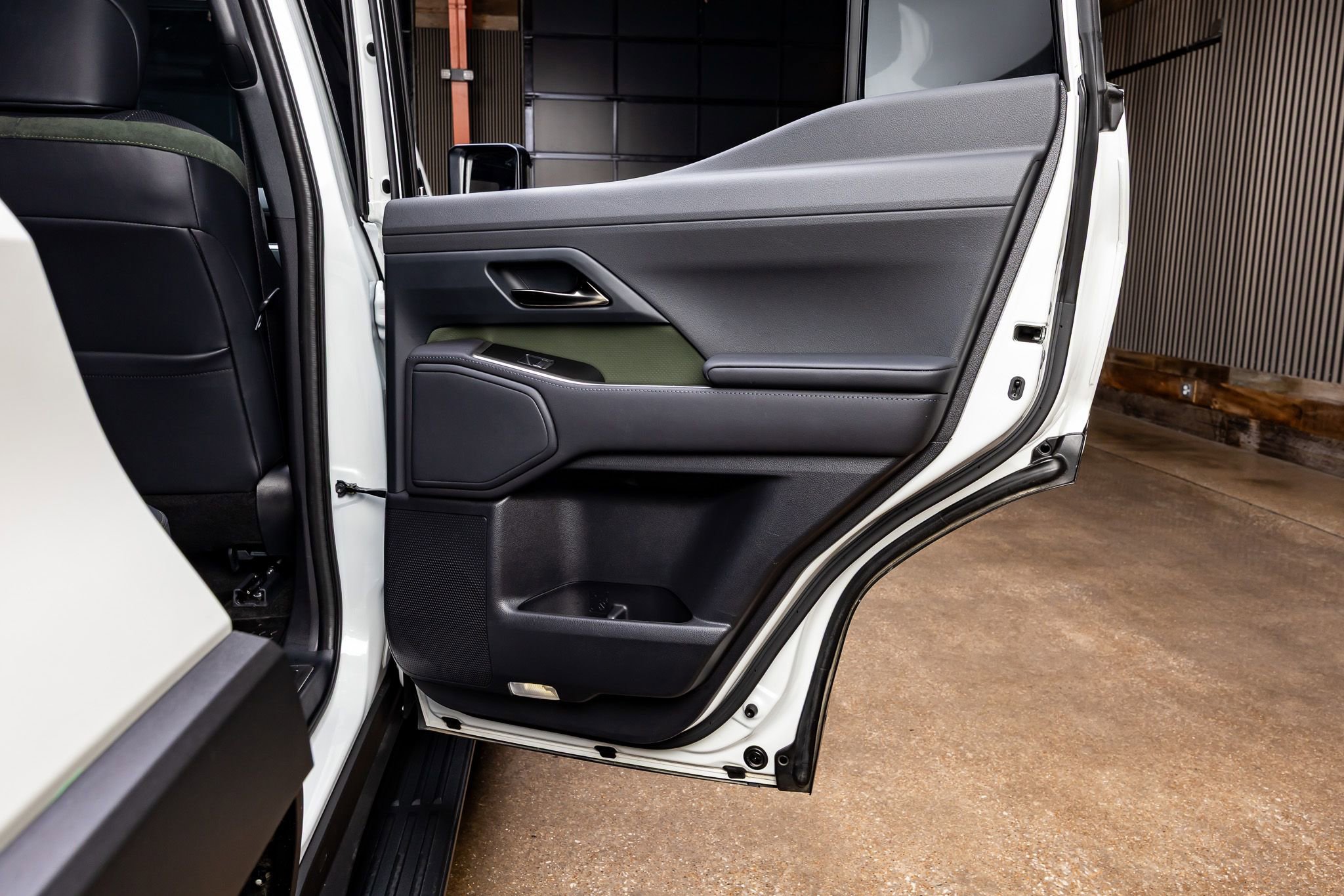 Used 2025 Lexus GX 550 AWD/4WD image 39