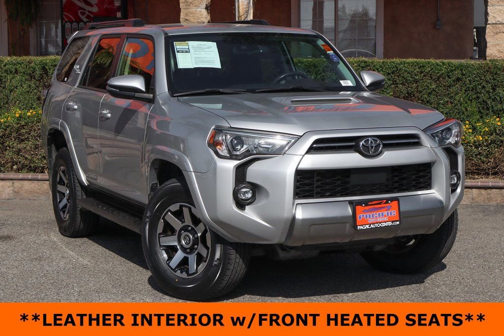 Used 2022 Toyota 4Runner TRD Off-Road Premium AWD/4WD image 2