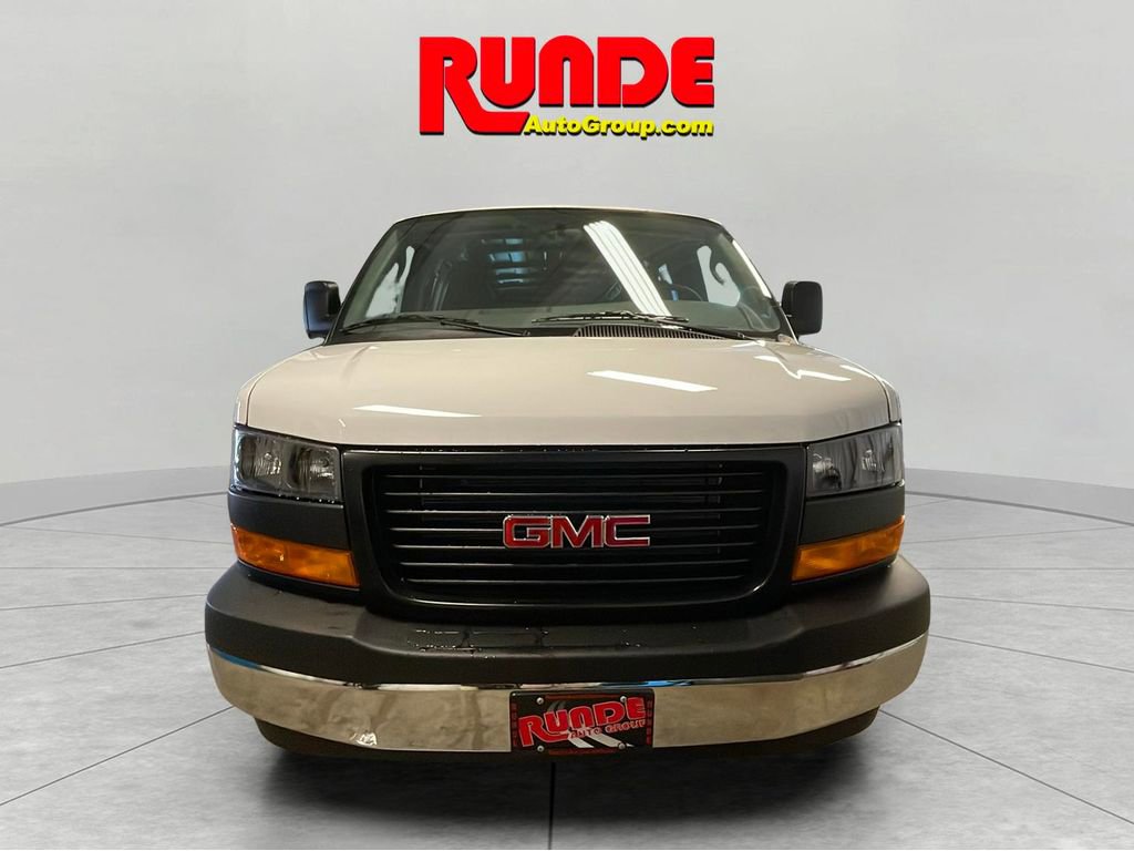 New 2025 GMC Savana 3500 Extended w/ Driver Convenience Package image 8