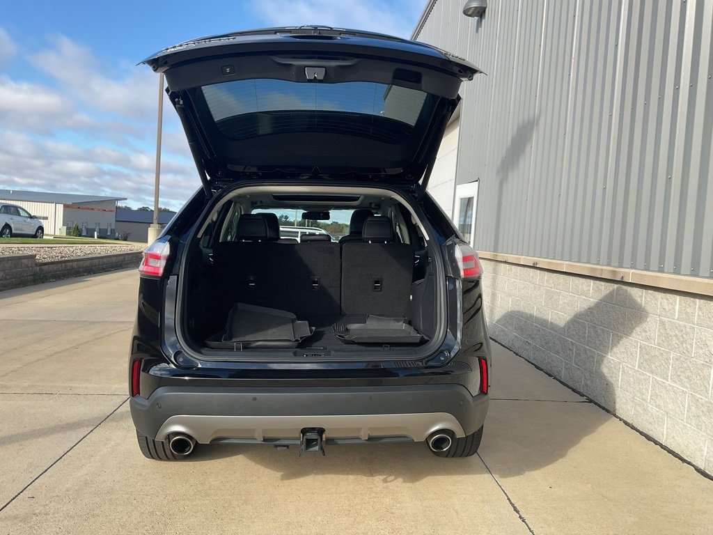 Used 2024 Ford Edge Titanium w/ Equipment Group 301A image 23