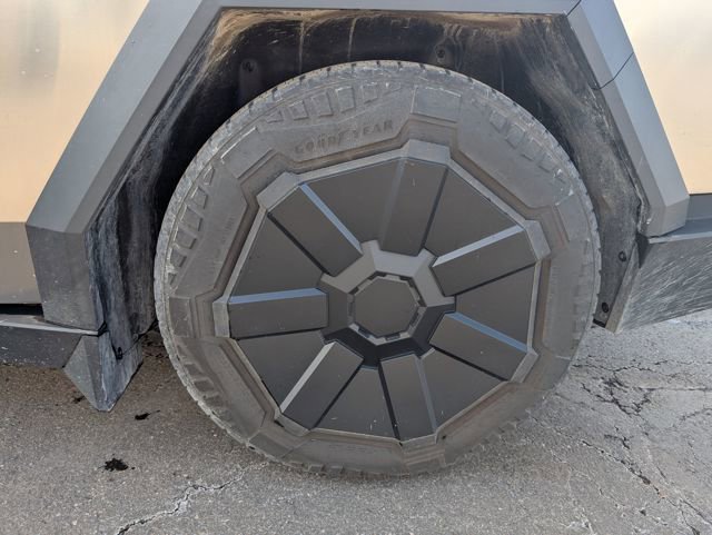 Used 2024 Tesla Cybertruck Cyberbeast image 26