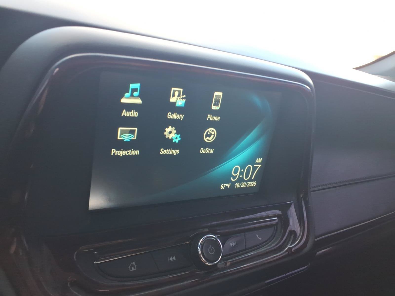 Used 2018 Chevrolet Camaro LT RWD image 24