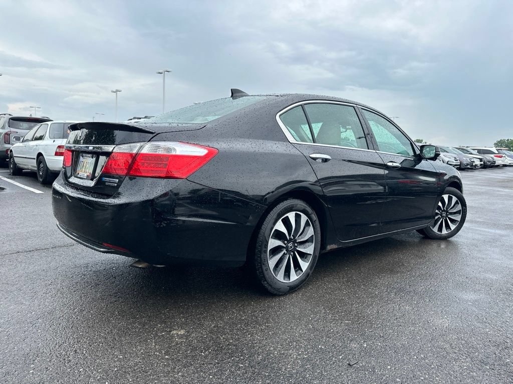 Used 2015 Honda Accord Touring image 11