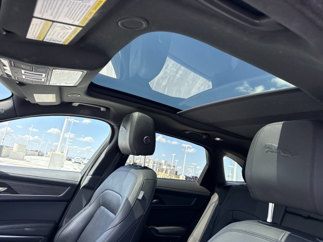 Used 2023 Jaguar F-PACE S AWD/4WD image 22