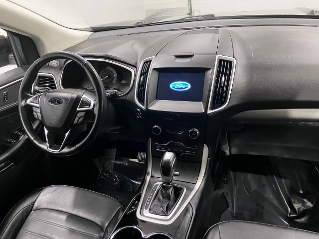Used 2017 Ford Edge SEL image 28