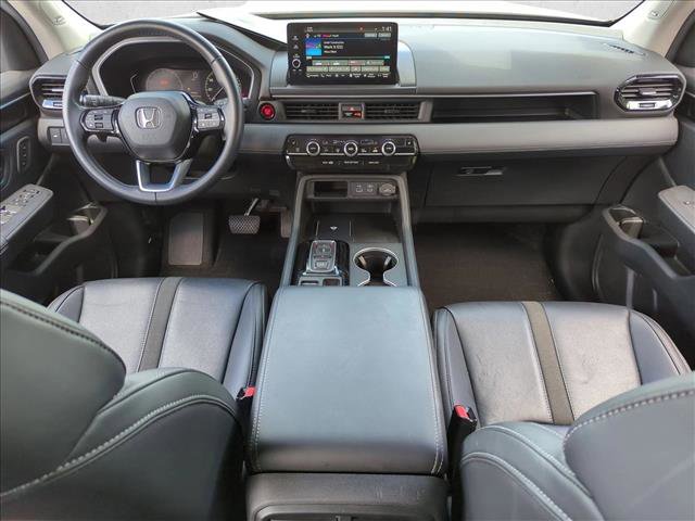 Certified 2024 Honda Pilot Touring image 18