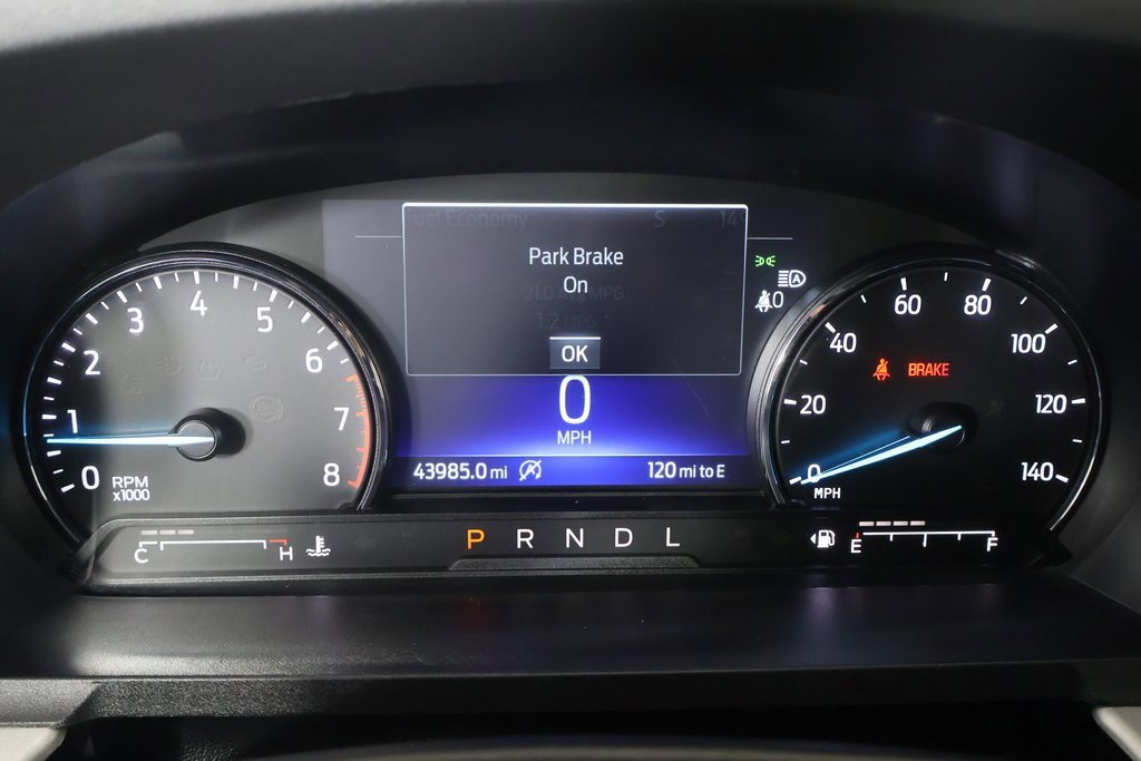 Used 2023 Ford Explorer XLT w/ Equipment Group 202A image 4