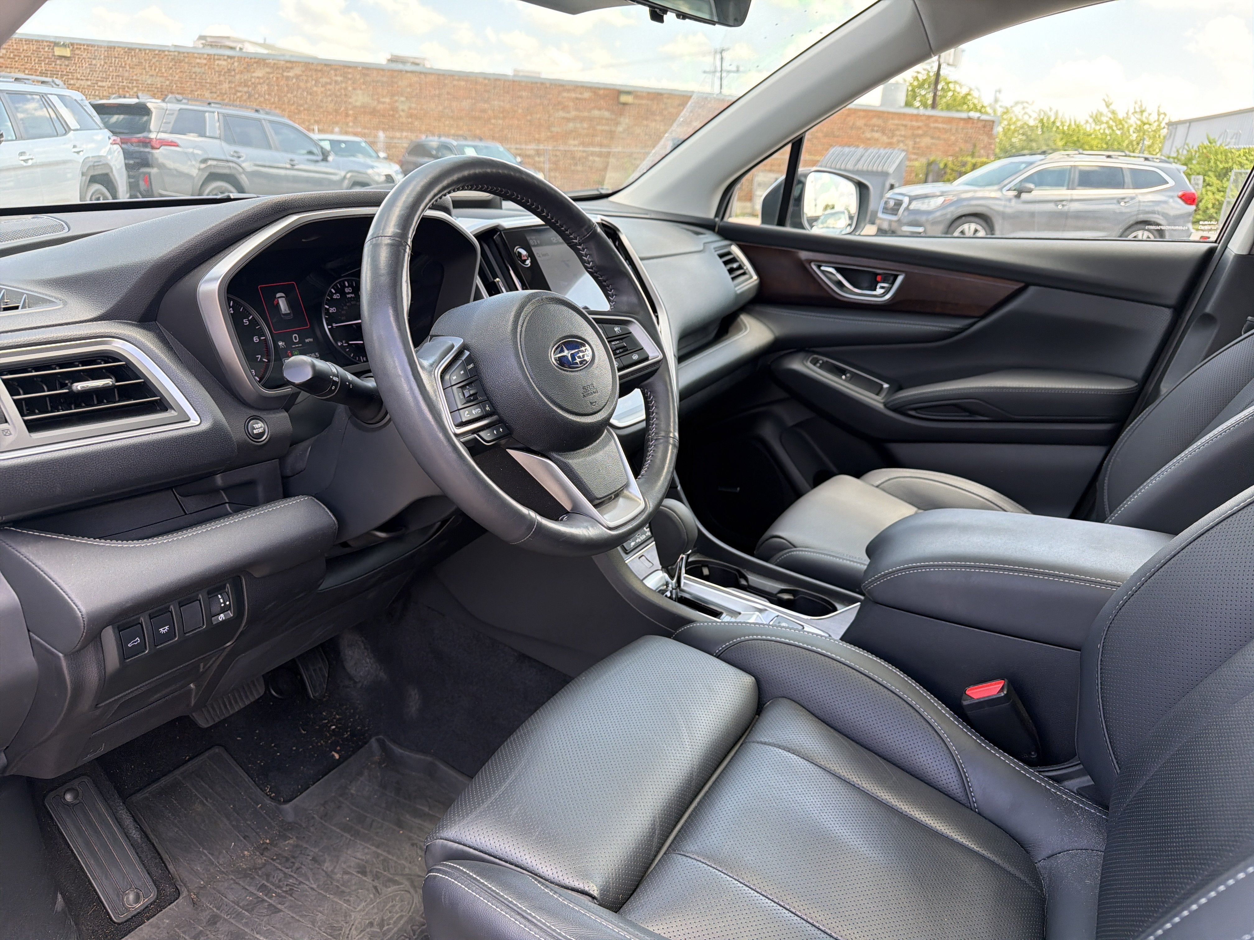 Used 2023 Subaru Ascent Touring AWD/4WD image 25