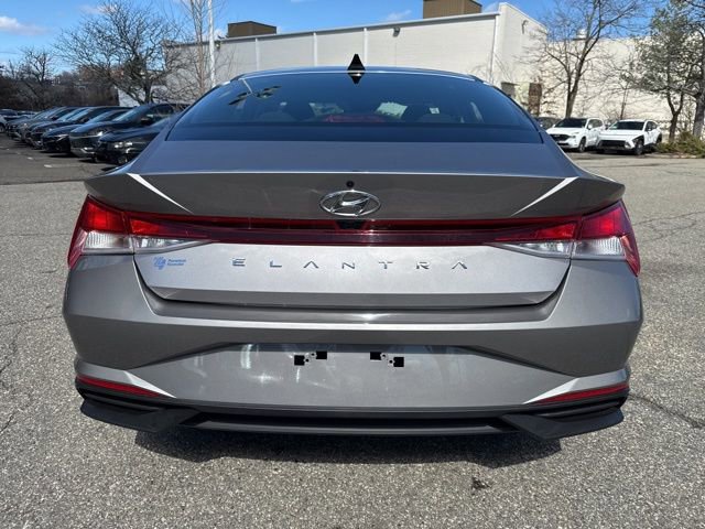 Used 2023 Hyundai Elantra SEL w/ Convenience Package image 19