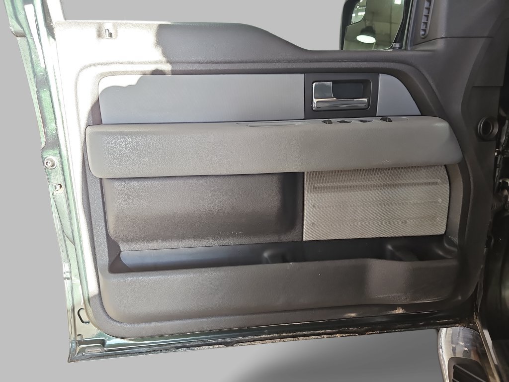 Used 2013 Ford F150 XLT w/ Luxury Equipment Group AWD/4WD image 30