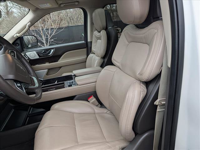 Used 2022 Lincoln Navigator Reserve image 35