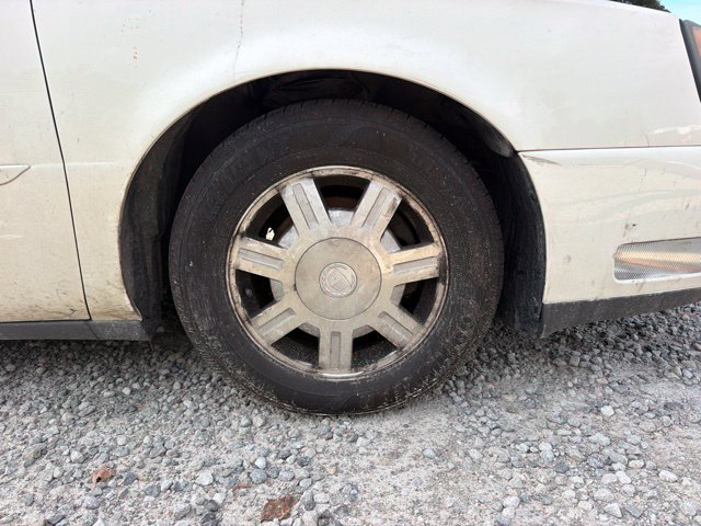 Used 2005 Cadillac De Ville FWD image 10