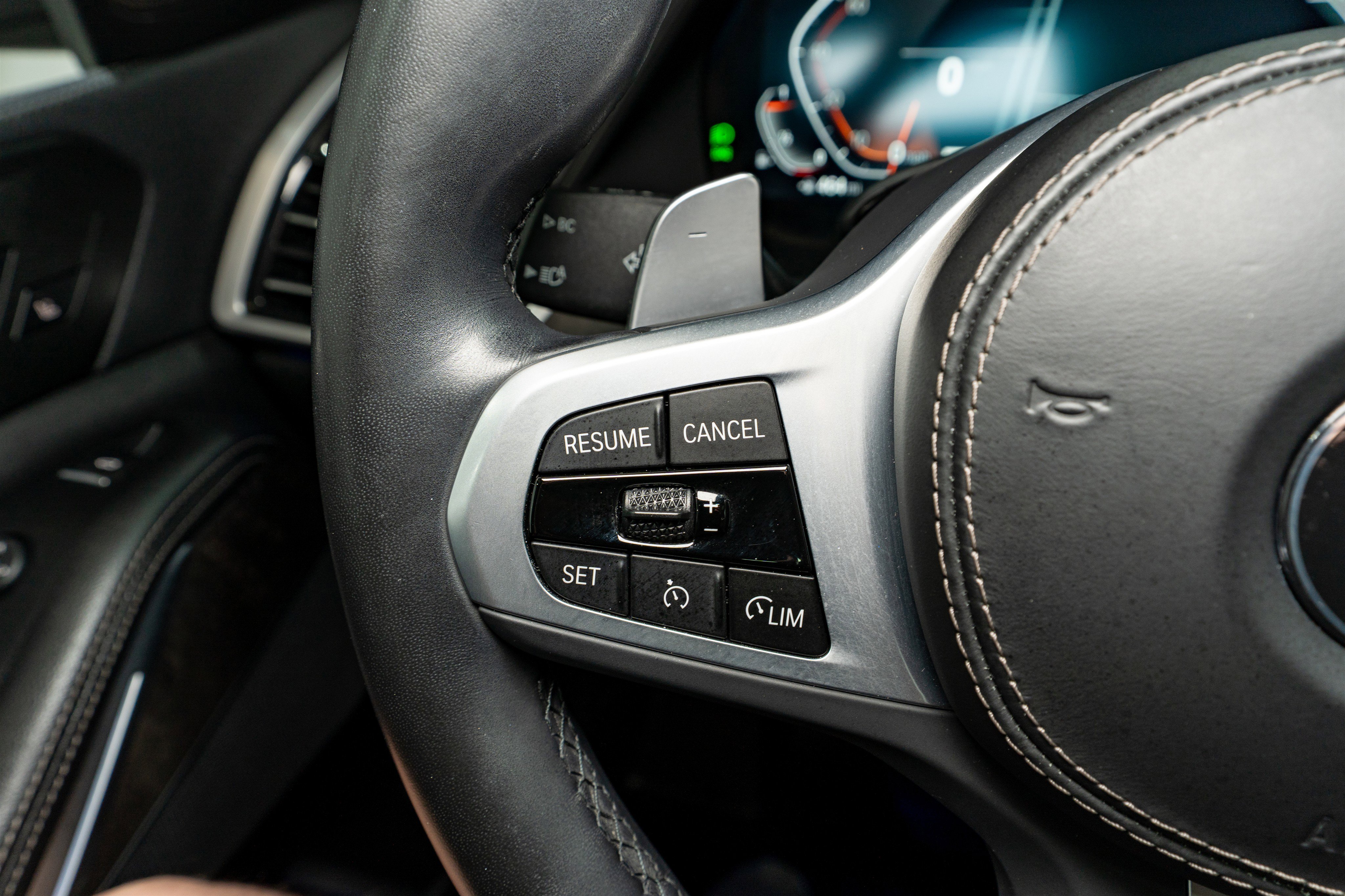 Used 2022 BMW X5 xDrive40i w/ M Sport Package image 28