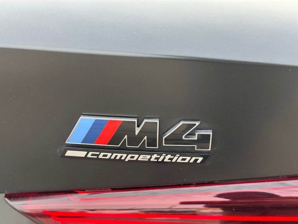 Used 2025 BMW M4 xDrive Competition w/ Executive Package image 8