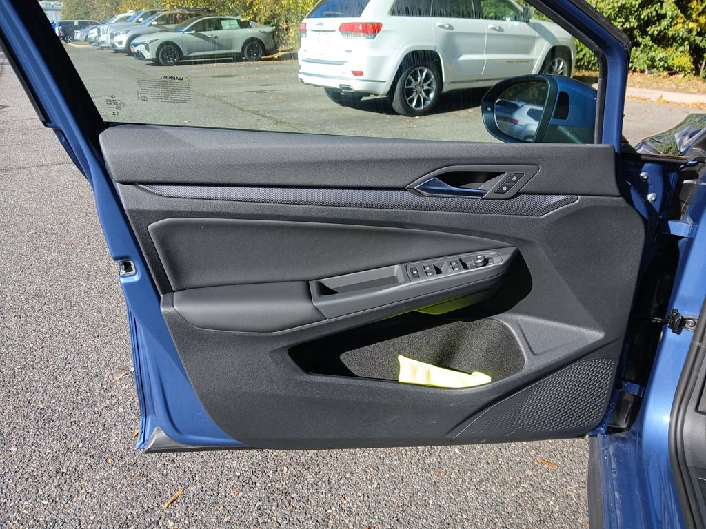 New 2026 Volkswagen GTI SE FWD image 10