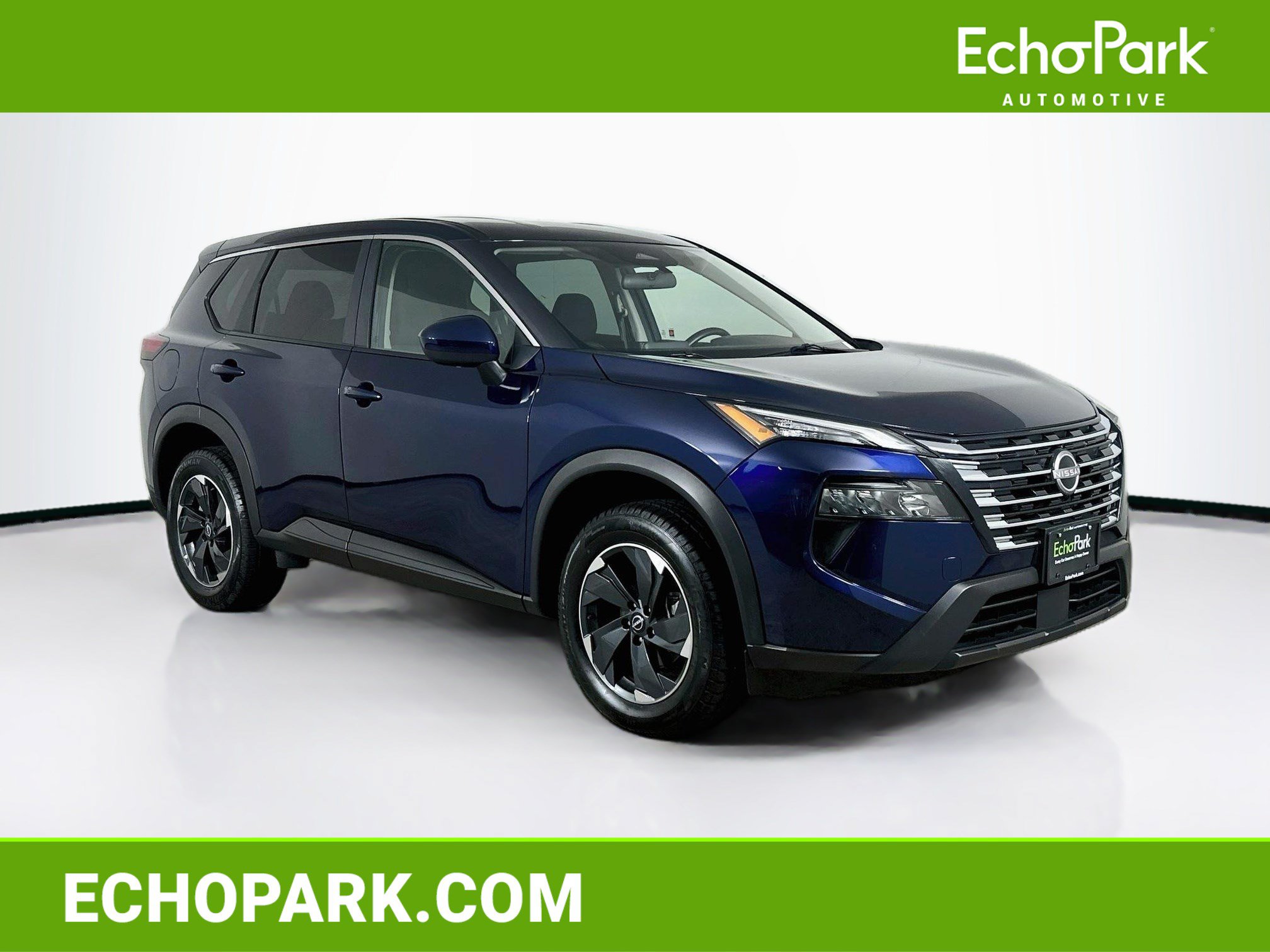Used 2025 Nissan Rogue SV AWD/4WD image 1