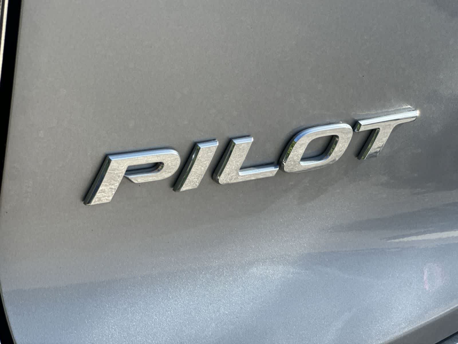 Used 2021 Honda Pilot EX-L image 11