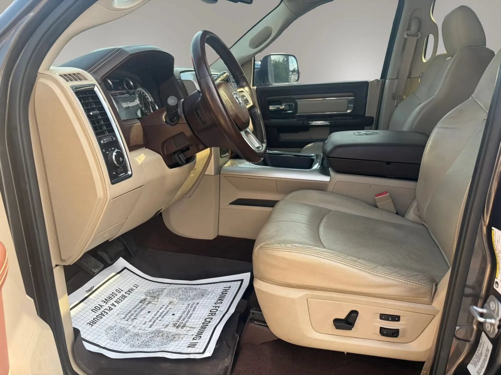 Used 2016 RAM 2500 Laramie w/ Convenience Group AWD/4WD image 23