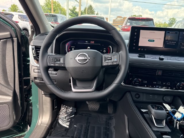 New 2026 Nissan Rogue Platinum AWD/4WD image 16