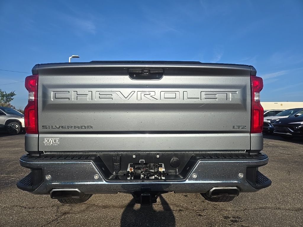 Certified 2019 Chevrolet Silverado 1500 LTZ w/ LTZ Plus Package AWD/4WD image 4