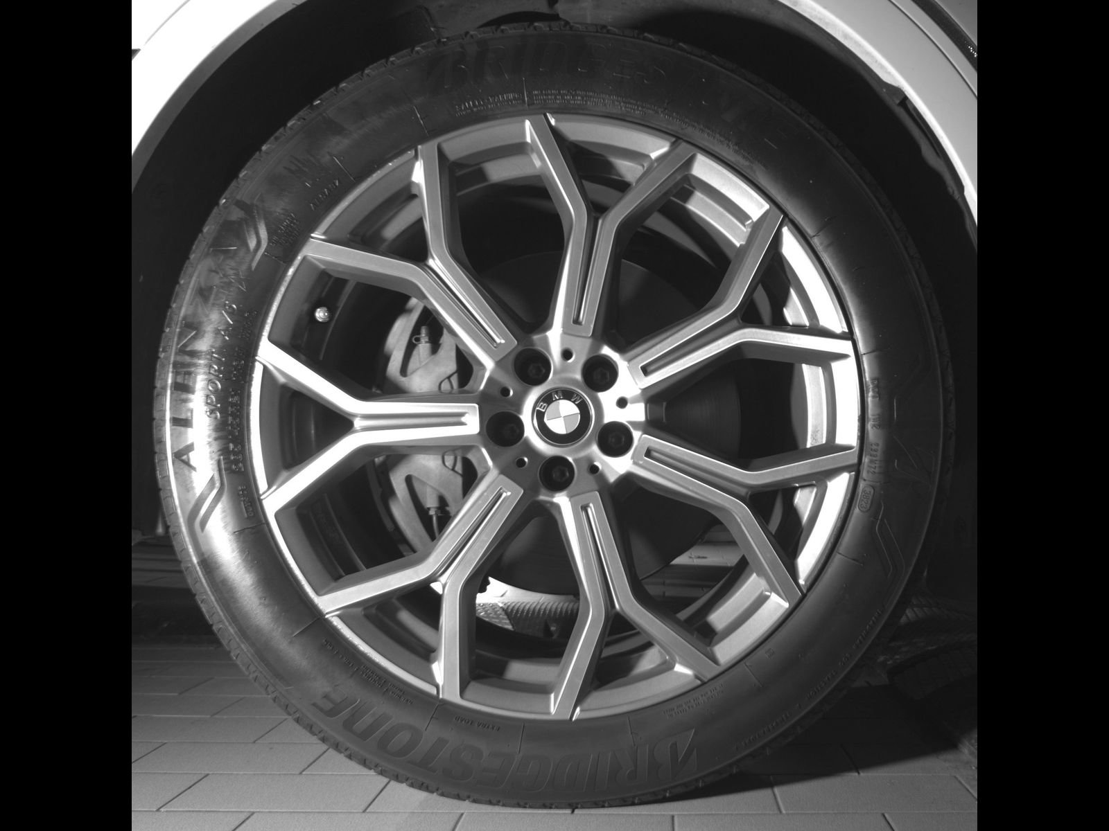 Used 2021 BMW X7 xDrive40i w/ Parking Assistance Package AWD/4WD image 22