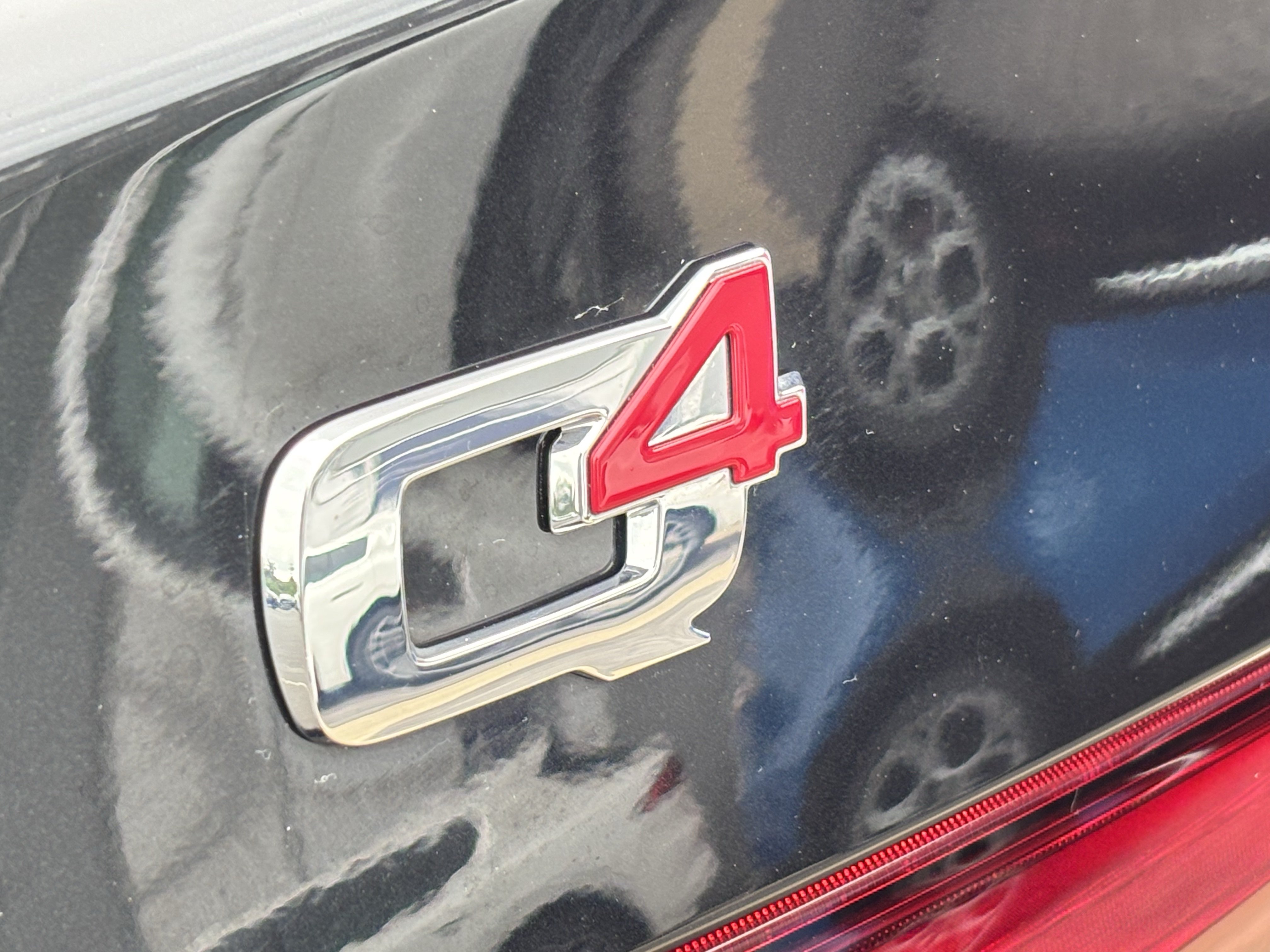 Certified 2023 Alfa Romeo Giulia Ti AWD/4WD image 18