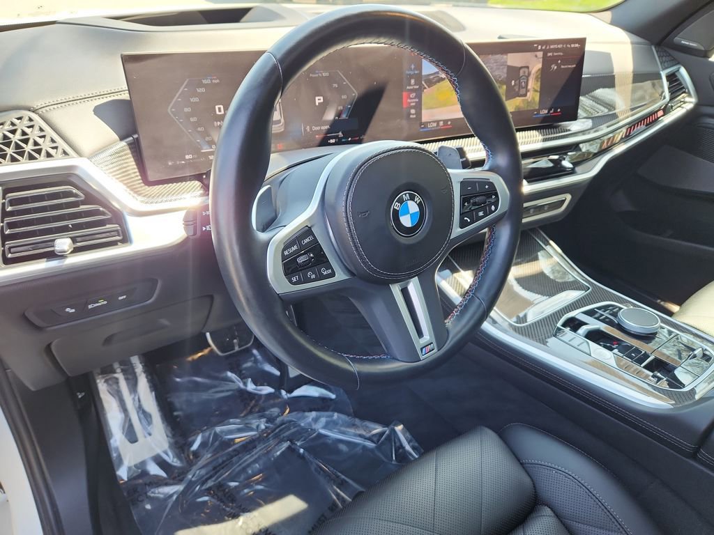 Used 2024 BMW X5 M60i image 15