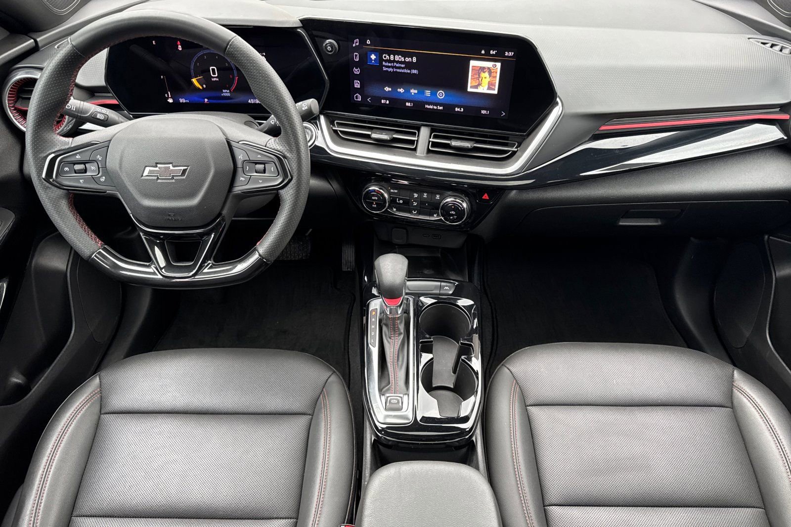 Used 2024 Chevrolet Trax RS w/ Sunroof Package image 13