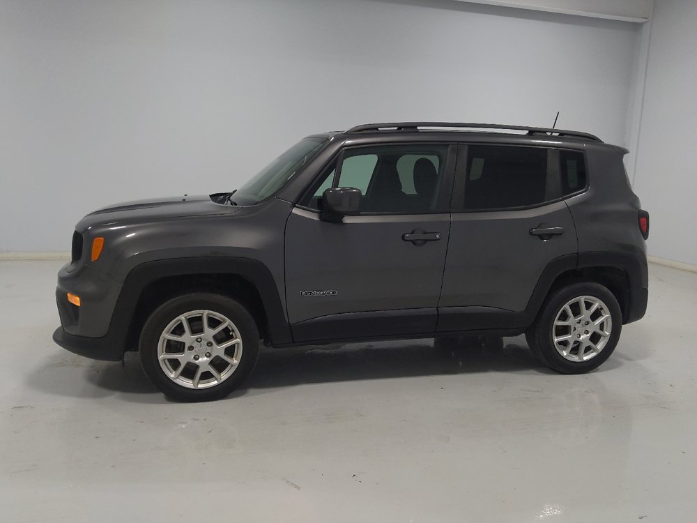 Used 2020 Jeep Renegade Latitude AWD/4WD image 2