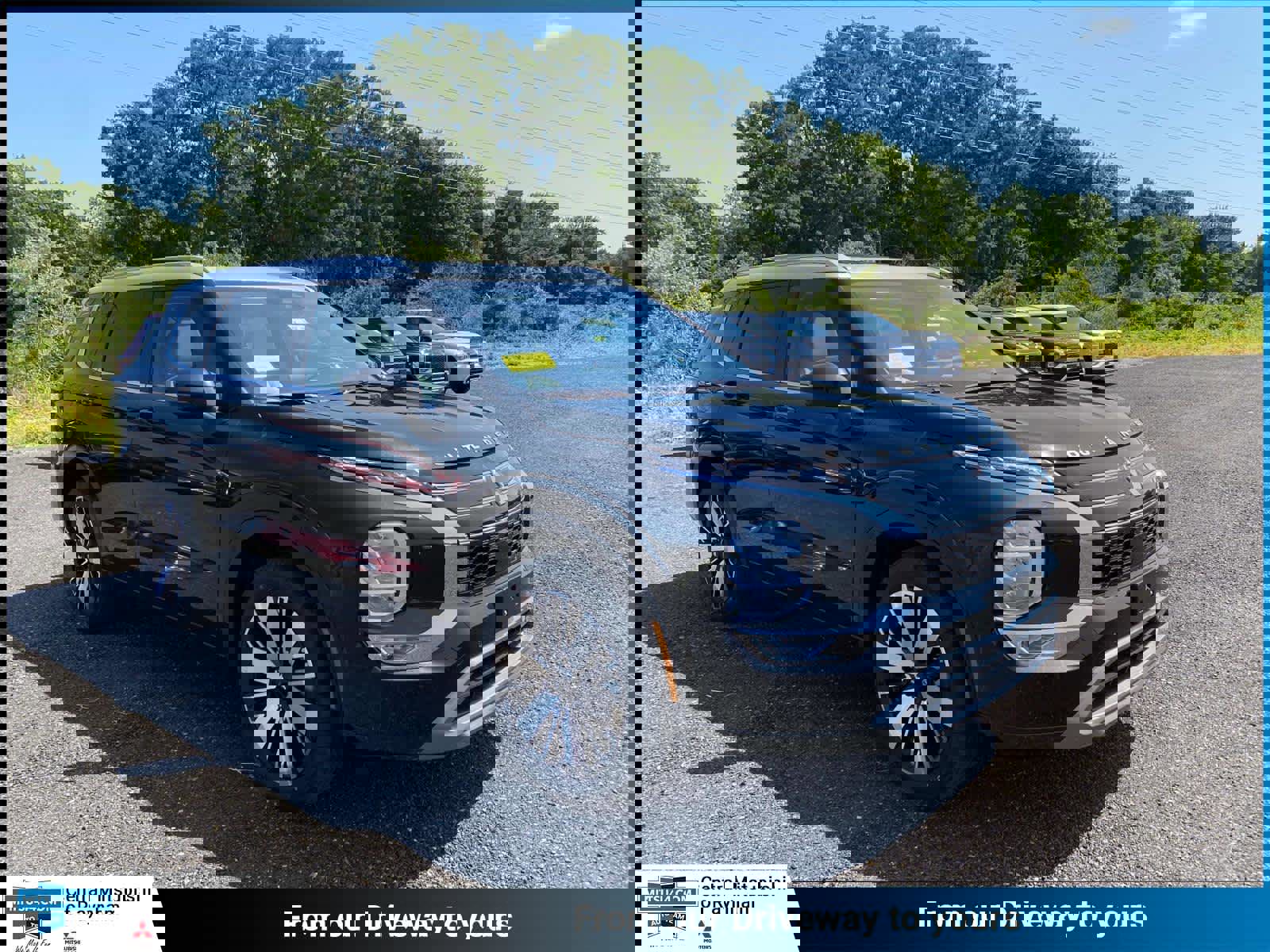 New 2025 Mitsubishi Outlander AWD