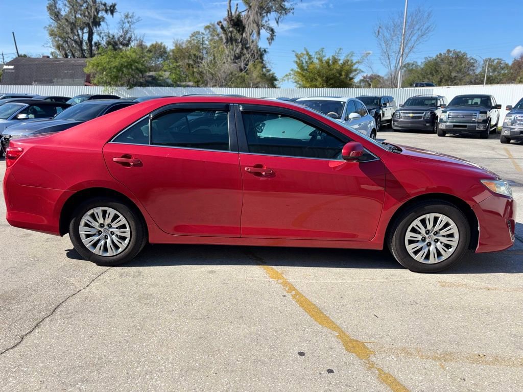 Used 2013 Toyota Camry L image 6