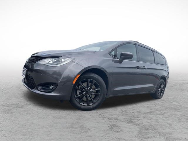 Used 2020 Chrysler Pacifica Touring-L w/ Advanced Safetytec Group AWD/4WD image 1
